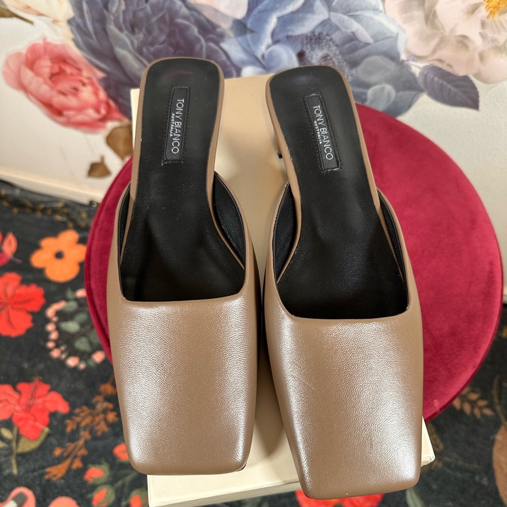 Tony Bianco Brown Mules NWT - Picture 7 of 10